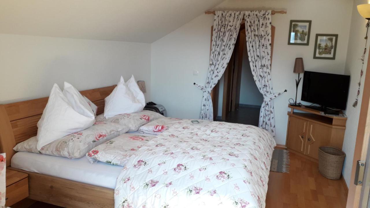 Gaestehaus Alpenblick Mutters Exterior foto